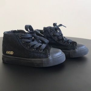 AKID Anthony hi tops black pony hair sneakers